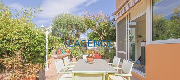 4 bedrooms Villa in Hyeres, France No. 329470 13