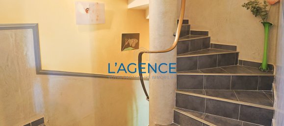 4 bedrooms Villa in Hyeres, France No. 329470 19