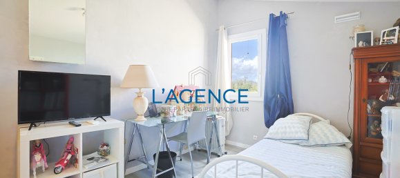 4 bedrooms Villa in Hyeres, France No. 329470 8