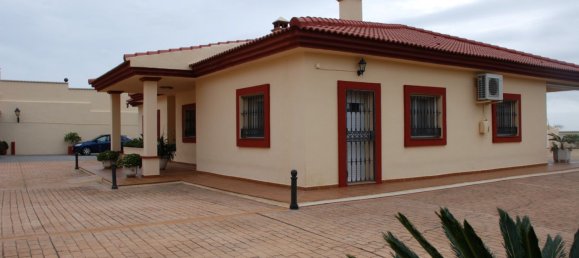 4 Schlafzimmer Bungalow in Estepona, Spain, Nr. 141460 9