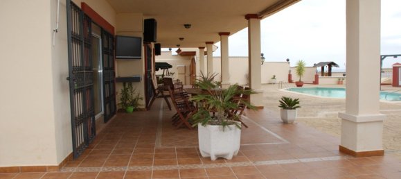 4 Schlafzimmer Bungalow in Estepona, Spain, Nr. 141460 4