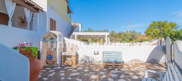 4 Schlafzimmer Wohnung in Orosei, Italy, Nr. 77375 3