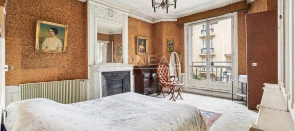 3 bedrooms Apartment in Paris, France No. 170524 5