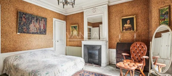 3 bedrooms Apartment in Paris, France No. 170524 9