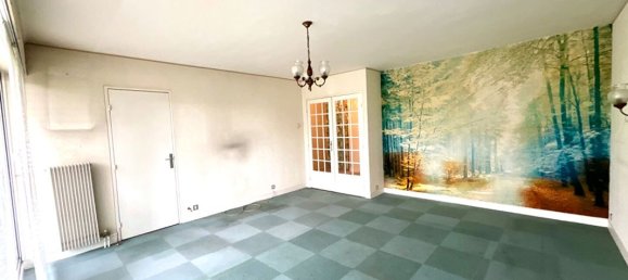 Apartamento de 2 dormitorios en Luisant, France No. 228322 6