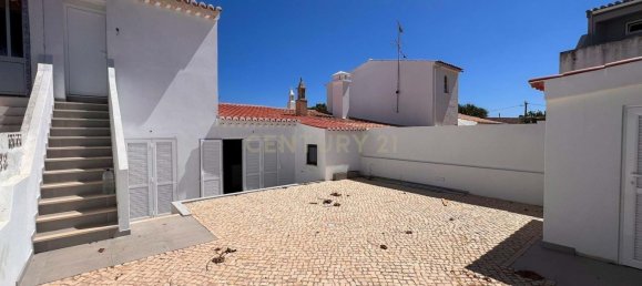 Вилла с 3 спальнями в Луш, Португалия № 141024 4