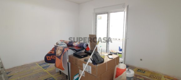 3 Schlafzimmer Wohnung in Almada, Portugal, Nr. 324350 3
