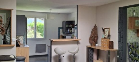 Casa de 3 dormitorios en Le Barp, France No. 325540 2