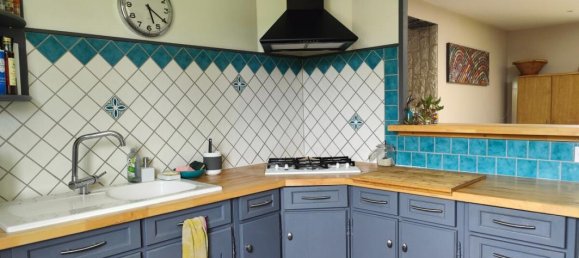 Casa de 3 dormitorios en Le Barp, France No. 325540 3