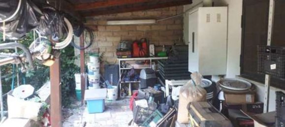 6 rooms Apartment in Fiumicino, Italy No. 11156 4