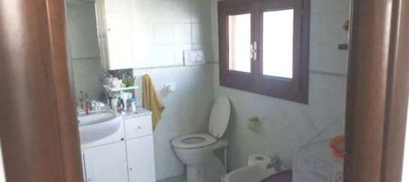 6 rooms Apartment in Fiumicino, Italy No. 11156 16