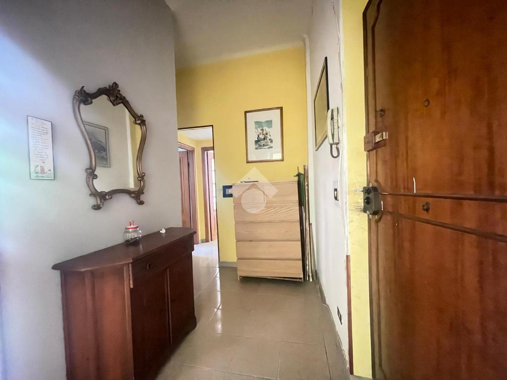 1 bedroom Apartment in Genoa, Italy No. 237928