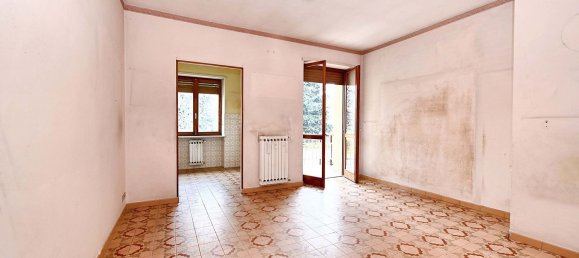 3 rooms Apartment in Bricherasio, Italy No. 58377 2