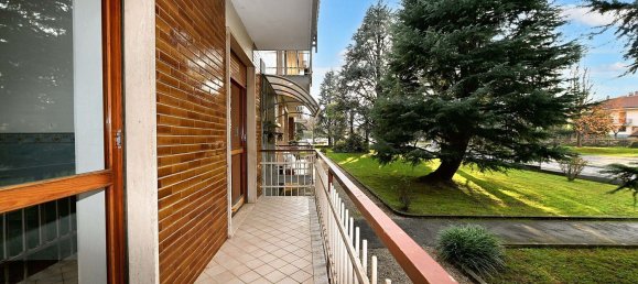 3 rooms Apartment in Bricherasio, Italy No. 58377 16