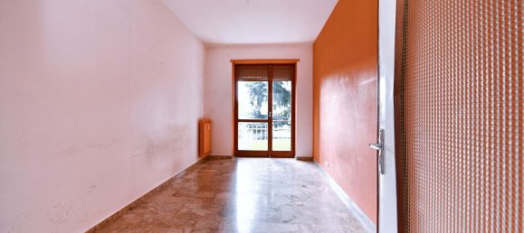 3 rooms Apartment in Bricherasio, Italy No. 58377 8