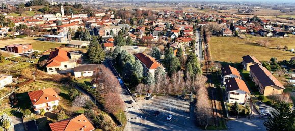 3 rooms Apartment in Bricherasio, Italy No. 58377 33