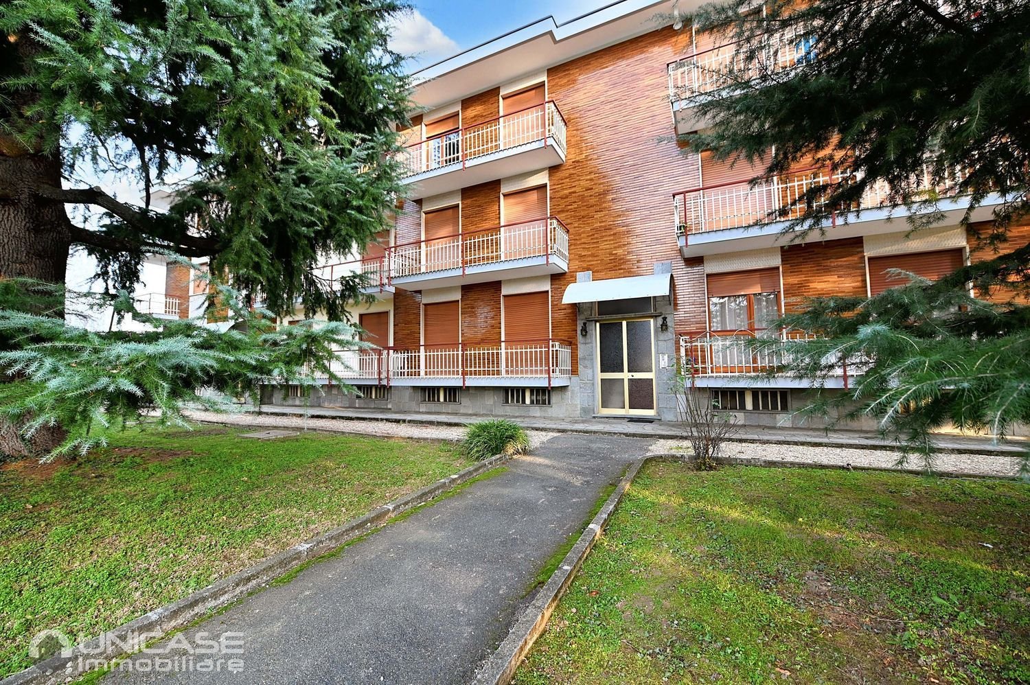 3 rooms Apartment in Bricherasio, Italy No. 58377