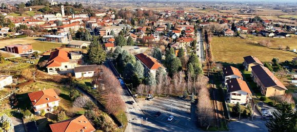 3 rooms Apartment in Bricherasio, Italy No. 58377 25