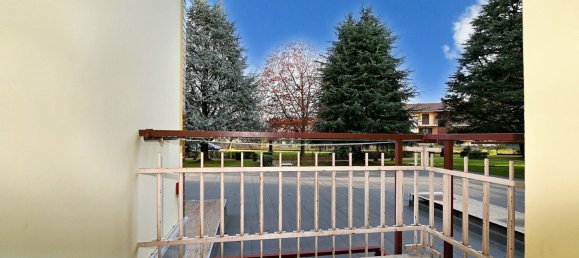3 rooms Apartment in Bricherasio, Italy No. 58377 18
