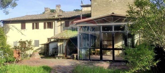 5 bedrooms Villa in Montespertoli, Italy No. 110902 4