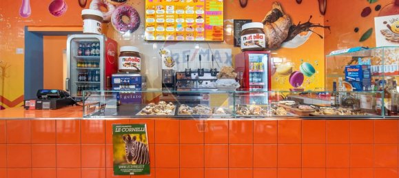 2-salle Propriété commerciale à Milan, Italy No. 243111 10