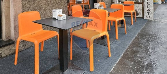 2-salle Propriété commerciale à Milan, Italy No. 243111 9