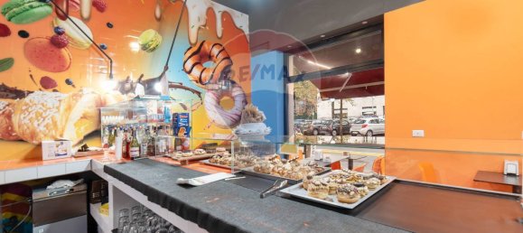 2-salle Propriété commerciale à Milan, Italy No. 243111 16