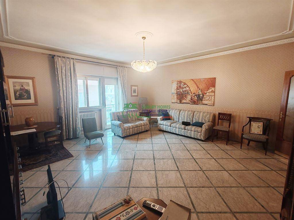 4 bedrooms Apartment in Ragusa, Italy No. 169789