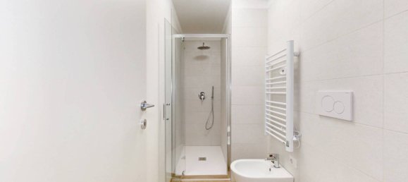 1 bedroom Apartment in Milan, Italy No. 288128 23