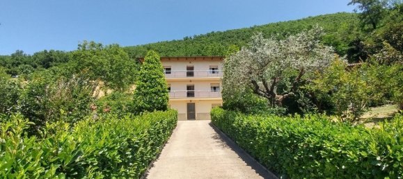 10 bedrooms House in Zocca, Italy No. 337683 2