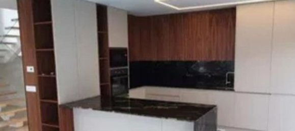 4 bedrooms House in Almada, Portugal No. 147713 5