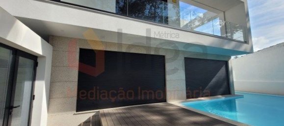 4 bedrooms House in Almada, Portugal No. 147713 11