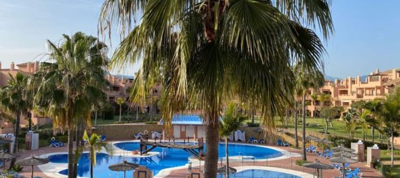 3 bedrooms Penthouse in Estepona, Spain No. 147184 10