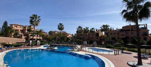 3 bedrooms Penthouse in Estepona, Spain No. 147184 14