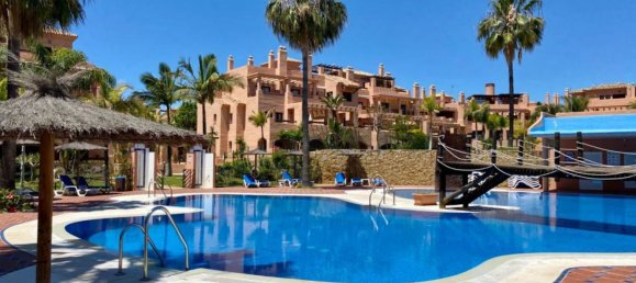 3 bedrooms Penthouse in Estepona, Spain No. 147184 11