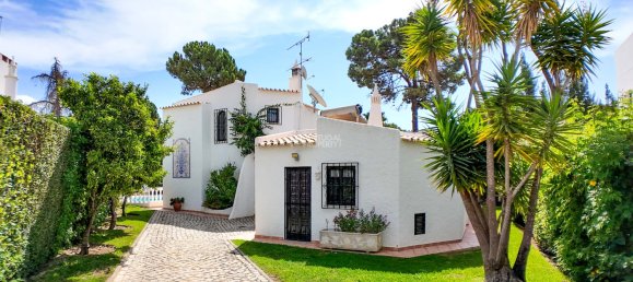 4 Schlafzimmer Villa in Quarteira, Portugal, Nr. 127809 2
