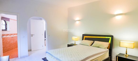 4 Schlafzimmer Villa in Quarteira, Portugal, Nr. 127809 22