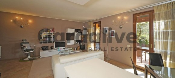 3 rooms Apartment in Soiano del Lago, Italy No. 335617 11
