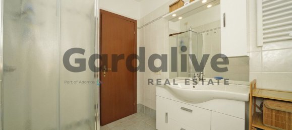 3 rooms Apartment in Soiano del Lago, Italy No. 335617 22