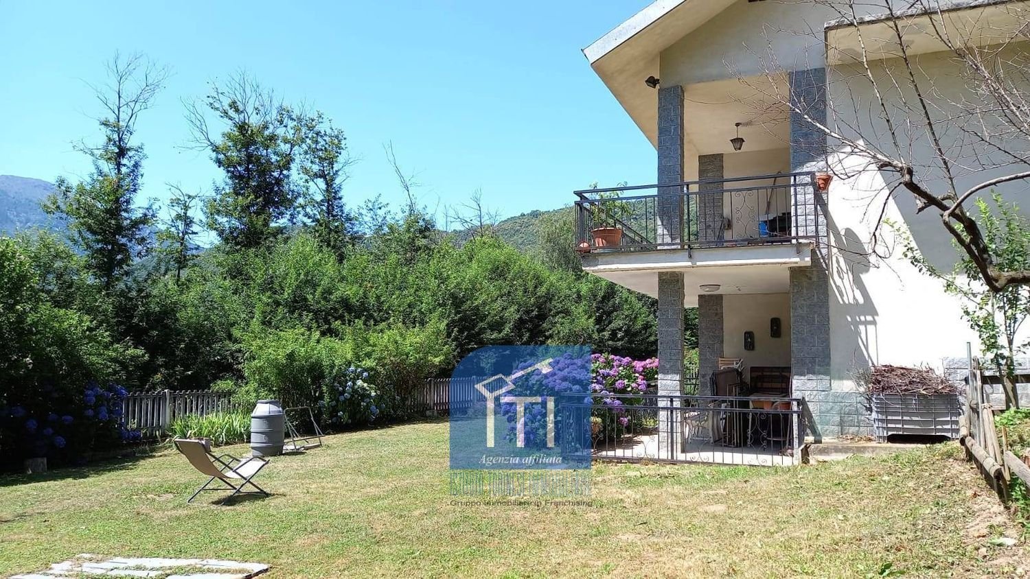 2 bedrooms Apartment in Cuorgnè, Italy No. 317222