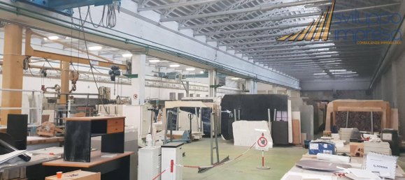 Armazém de 2 divisões em Sesto San Giovanni, Italy N.º 129558 2