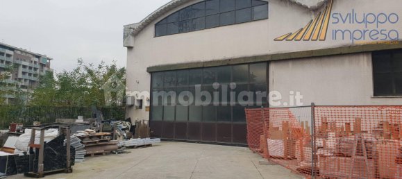 Armazém de 2 divisões em Sesto San Giovanni, Italy N.º 129558 6
