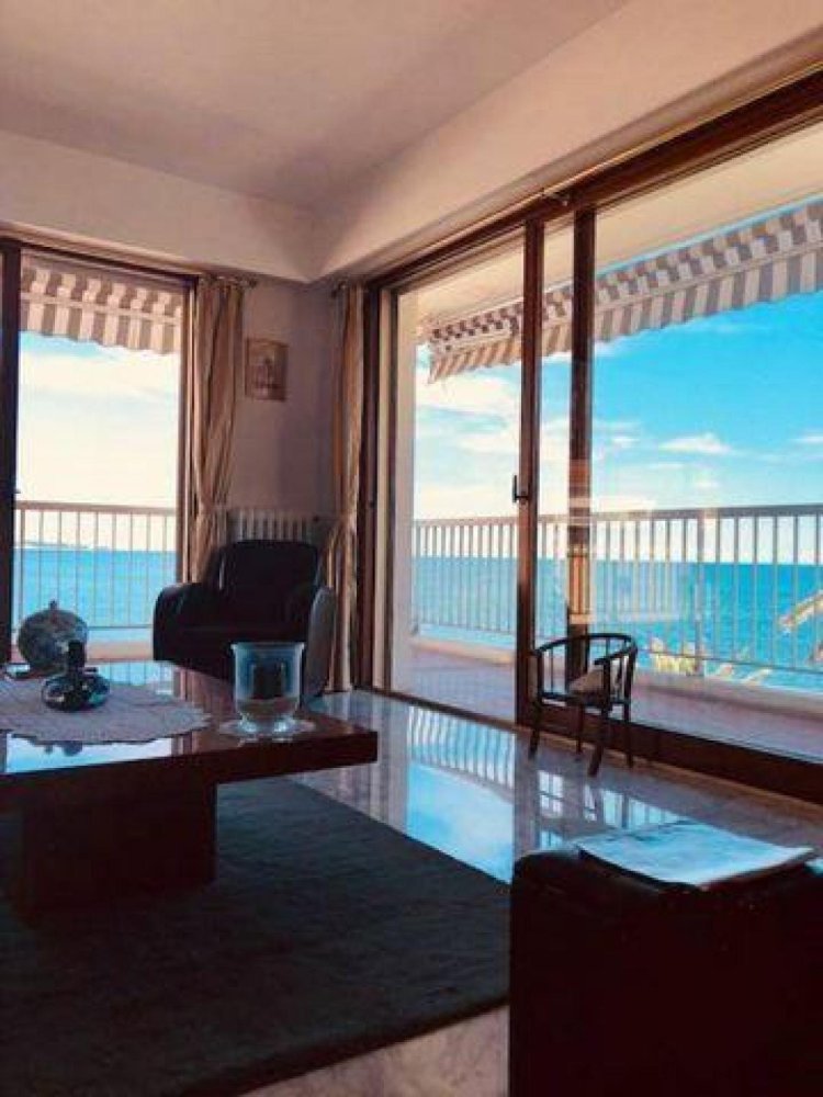 Кондоминиум  с 2 спальнями в Канны, Франция № 12262