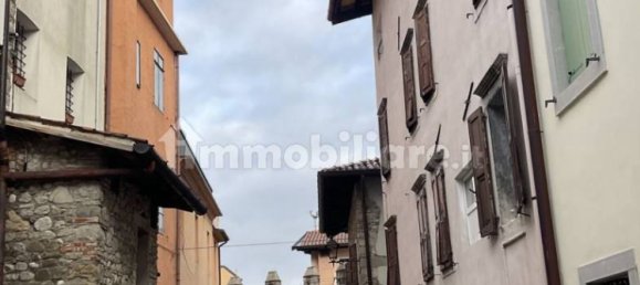 6 bedrooms House in Udine, Italy No. 120073 5