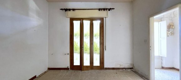 Villa de 4 habitaciónes en Camaiore, Italy No. 70886 2