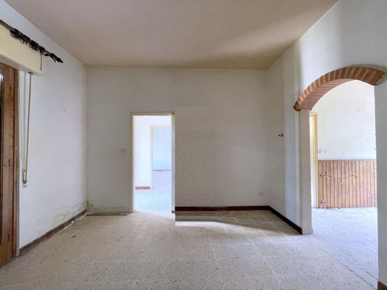 Villa de 4 habitaciónes en Camaiore, Italy No. 70886