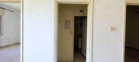 Villa de 4 habitaciónes en Camaiore, Italy No. 70886 16