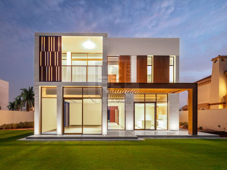 4 bedrooms Villa in Abu Dhabi, UAE No. 7058