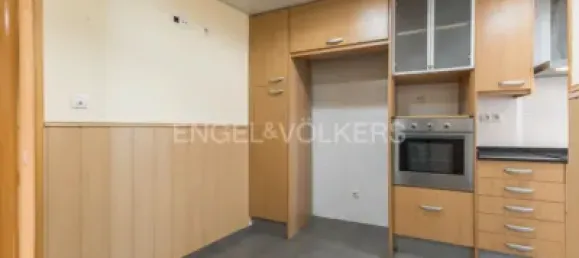 4 bedrooms Apartment in Viladecans, Spain No. 174894 5