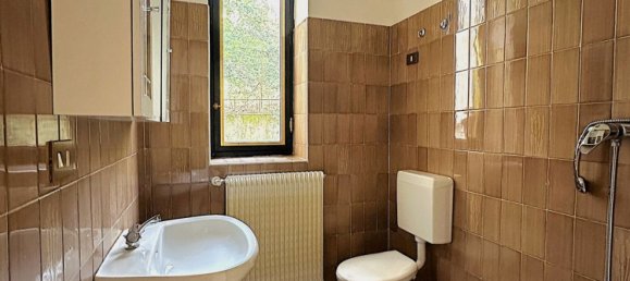 8 rooms Villa in Udine, Italy No. 15809 11